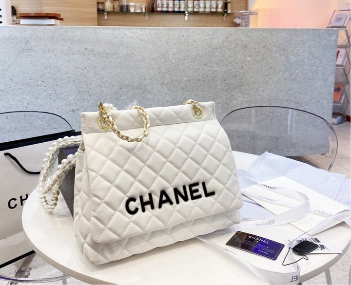 Top Quality Chanel new Woman shoulder handbag