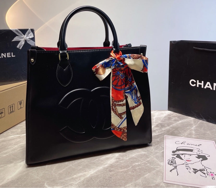 Large Leather Top Quality Chanel woman handbag