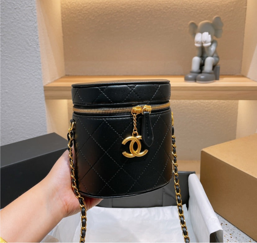 Top Quality Chanel ladies crossbody