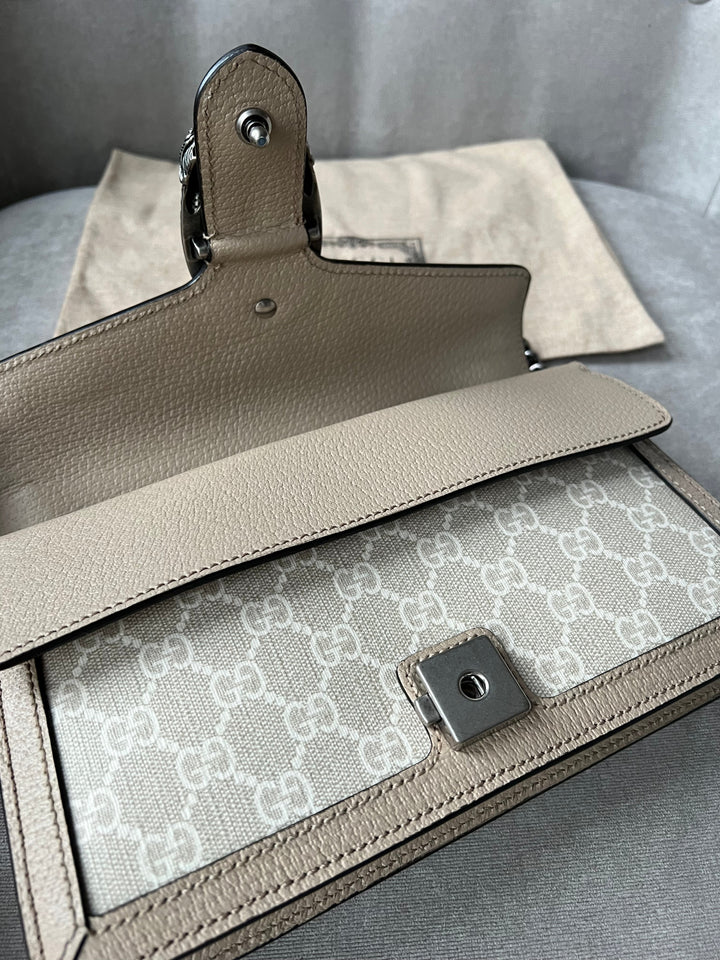 Gucci Dionysus GG Small Shoulder Bag in White and Beige Canvas (RRP £2,130)