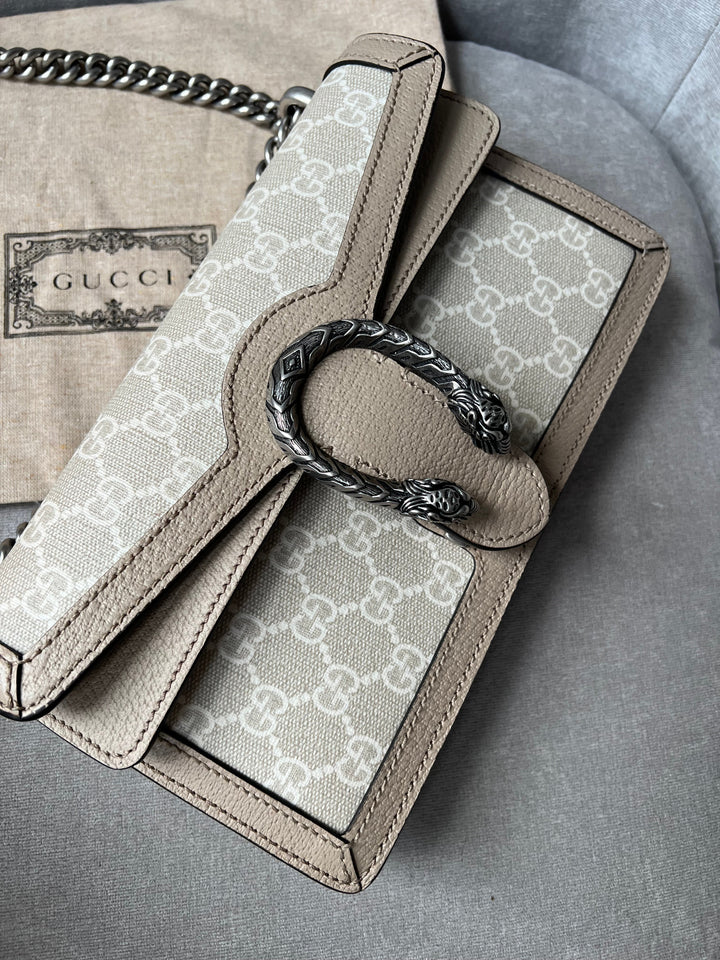 Gucci Dionysus GG Small Shoulder Bag in White and Beige Canvas (RRP £2,130)