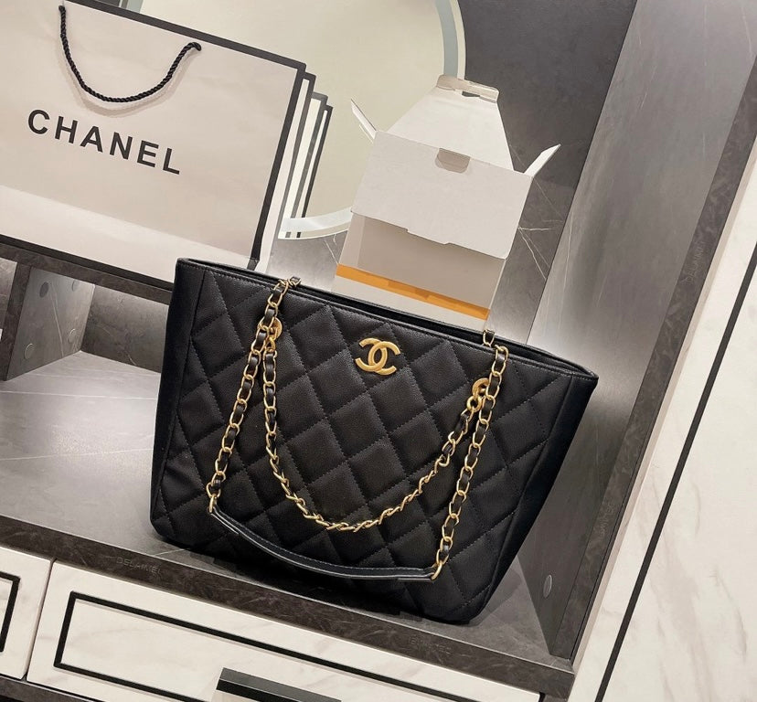 Black Top Quality Chanel woman shoulder Handbag