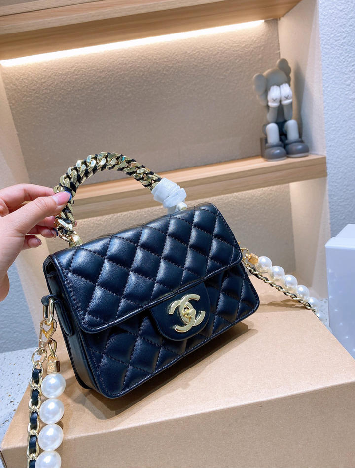 Black leather Top Quality Chanel handbag