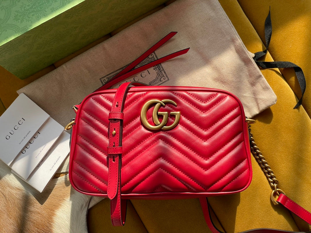Gucci GG Marmont Small Matelasse Shoulder Bag