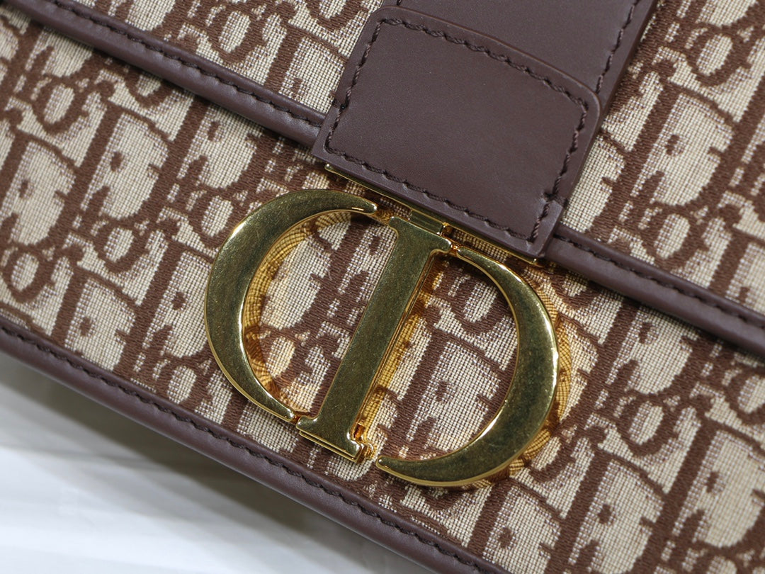 Christian Dior 30 Montaigne Bag