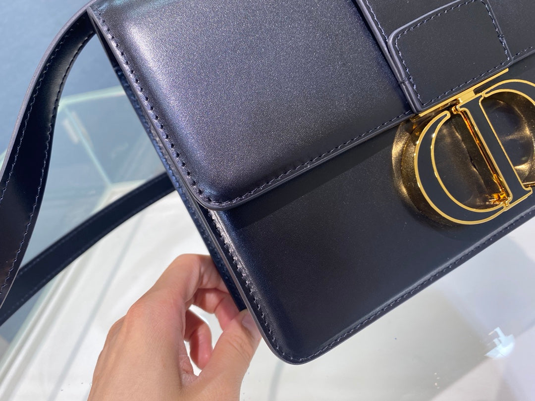 Christian Dior 30 Montaigne Bag