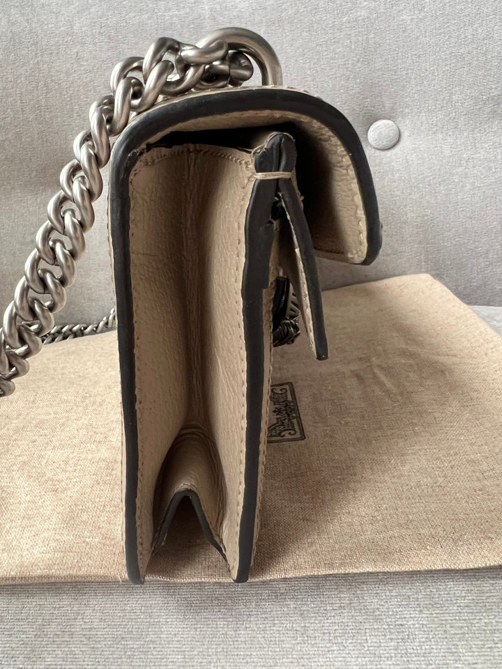 Gucci Dionysus GG Small Shoulder Bag in White and Beige Canvas (RRP £2,130)