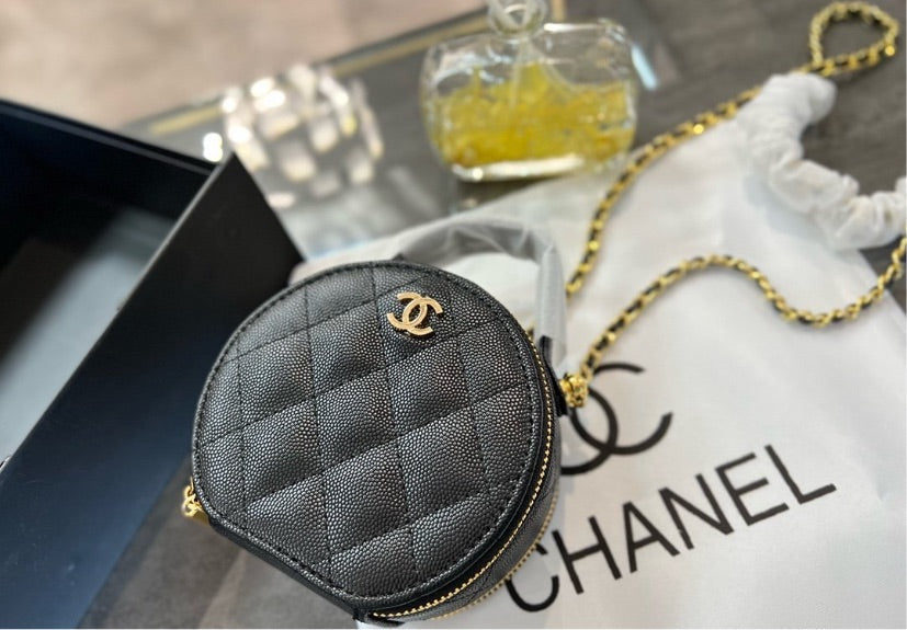 Black leather Top Quality Chanel crossbody
