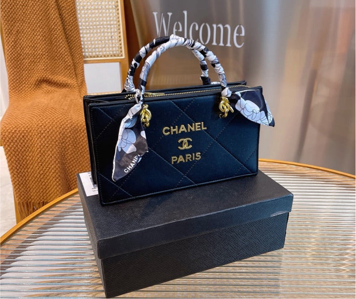 Black Top Quality Chanel woman handbag