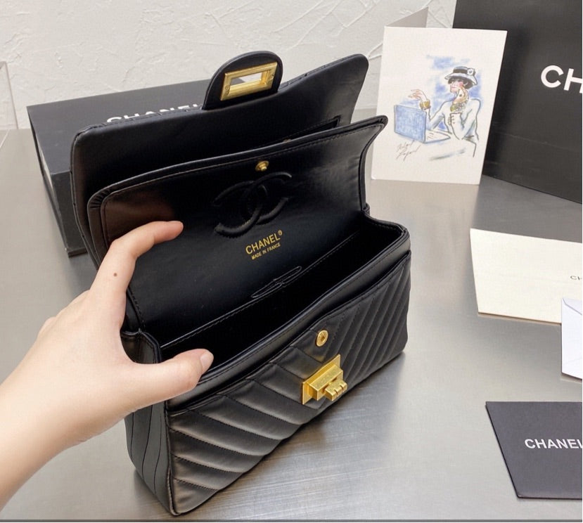 Black Top Quality Chanel woman handbag