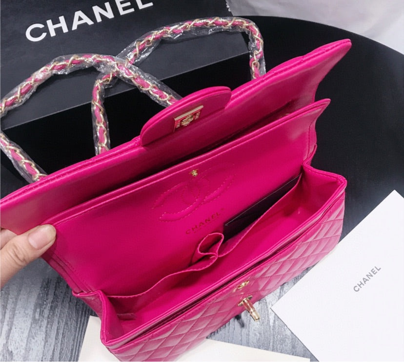 Top Quality Chanel leather handbag