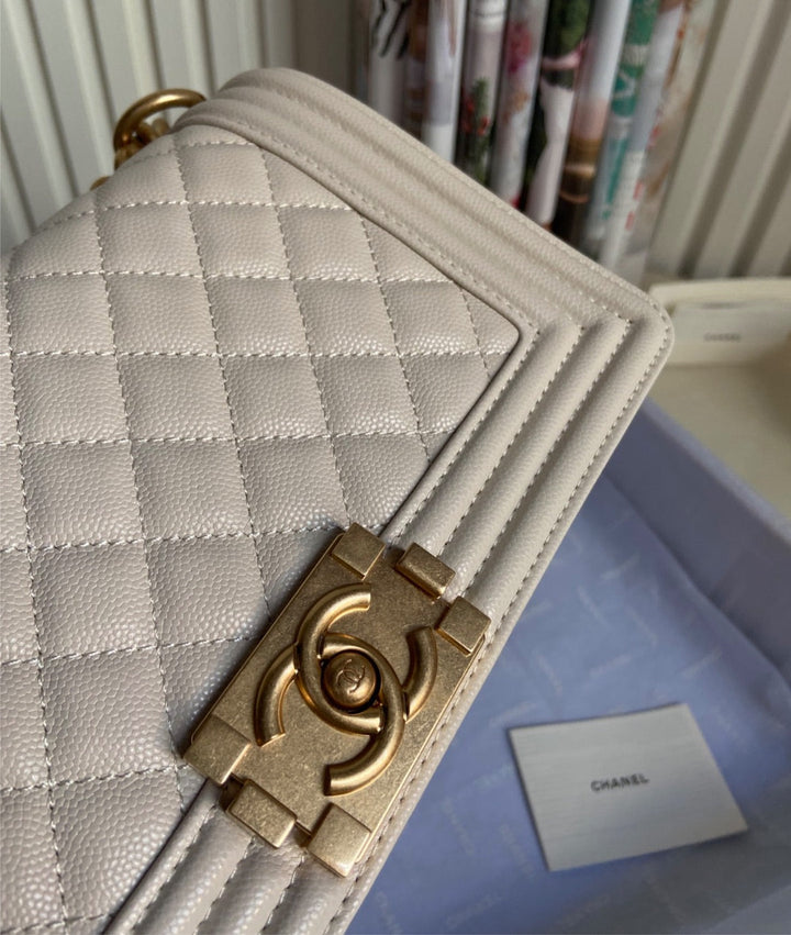New woman Top Quality Chanel shoulder handbag