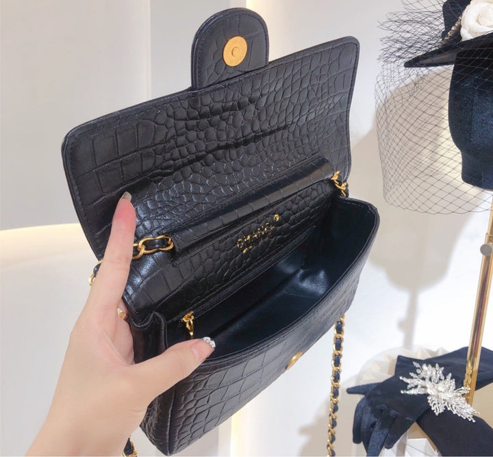 Brand new woman Top Quality Chanel shoulder handbag