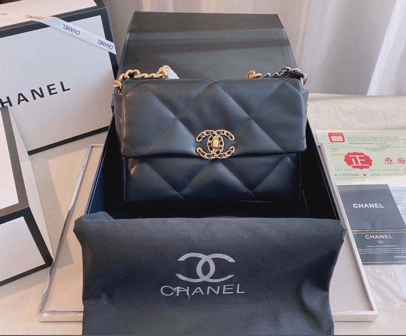 Top Quality Chanel Leather Handbag