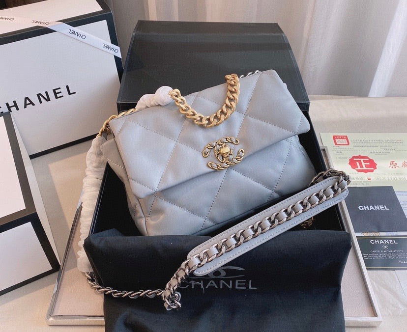 Top Quality Chanel Leather Handbag