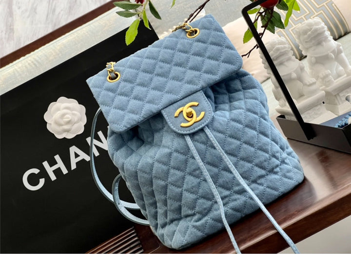 Woman Top Quality Chanel shoulder backpack