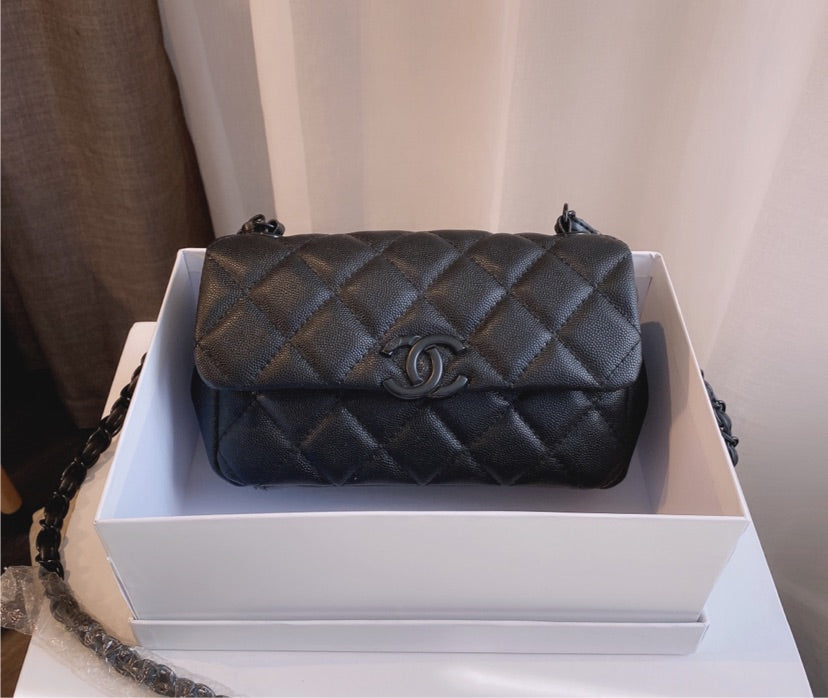 Top Quality Chanel ladies shoulder handbag