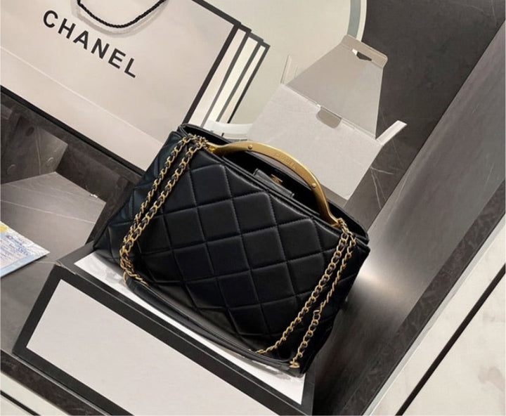 Top Quality Chanel woman black Shoulder handbag