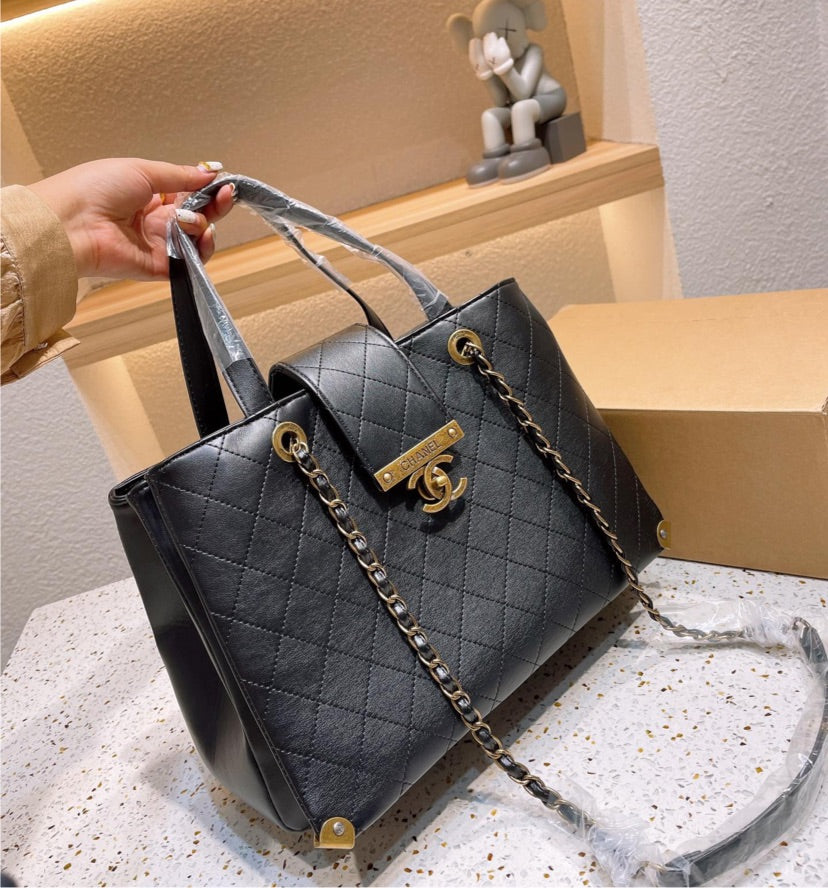 Black leather Top Quality Chanel woman handbag