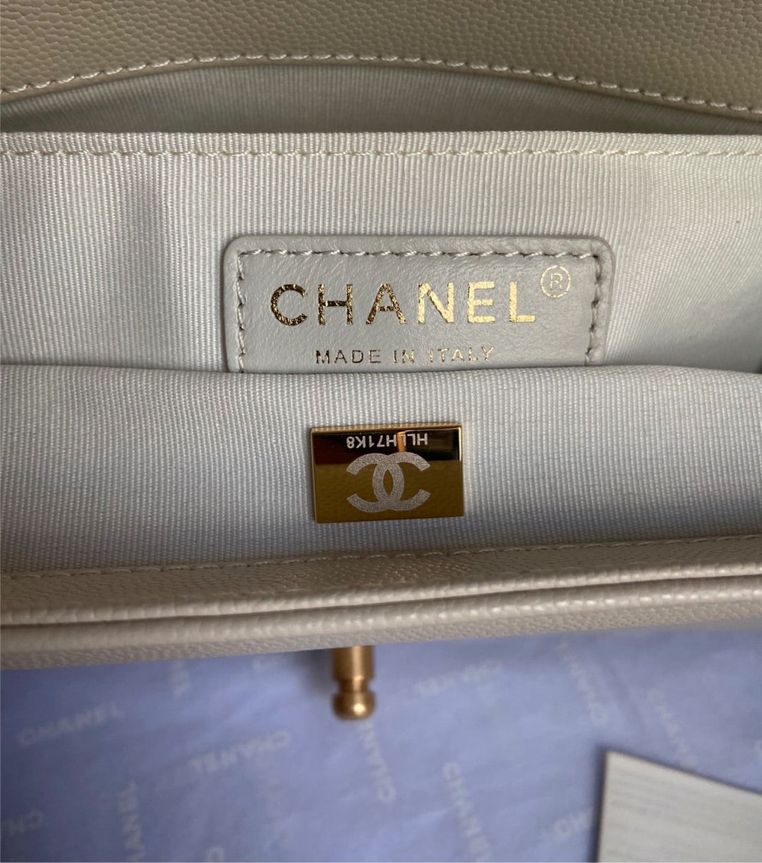 New woman Top Quality Chanel shoulder handbag