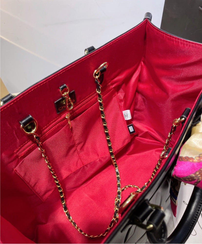 Large Leather Top Quality Chanel woman handbag