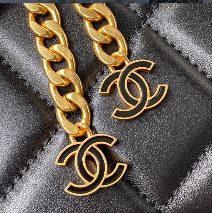 Black/gold Top Quality Chanel woman handbag