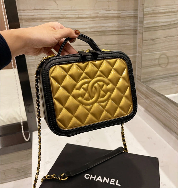 Top Quality Chanel woman box shaped Handbag