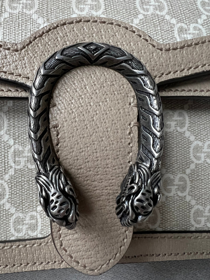 Gucci Dionysus GG Small Shoulder Bag in White and Beige Canvas (RRP £2,130)