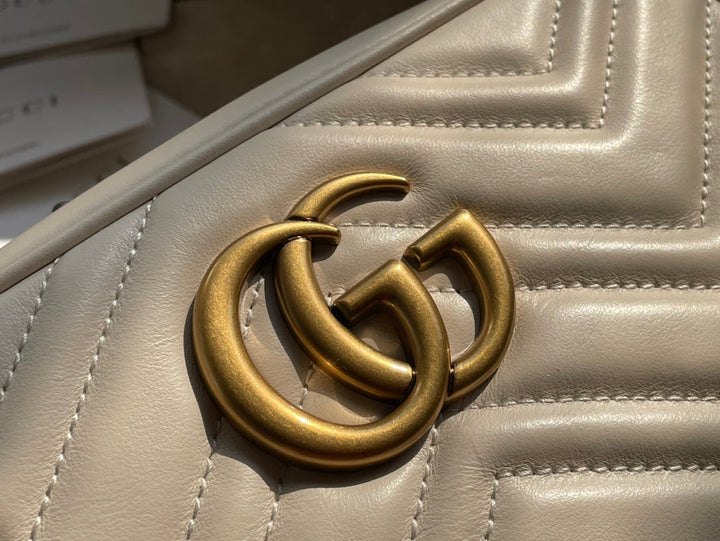 Gucci GG Marmont Small Matelasse Shoulder Bag