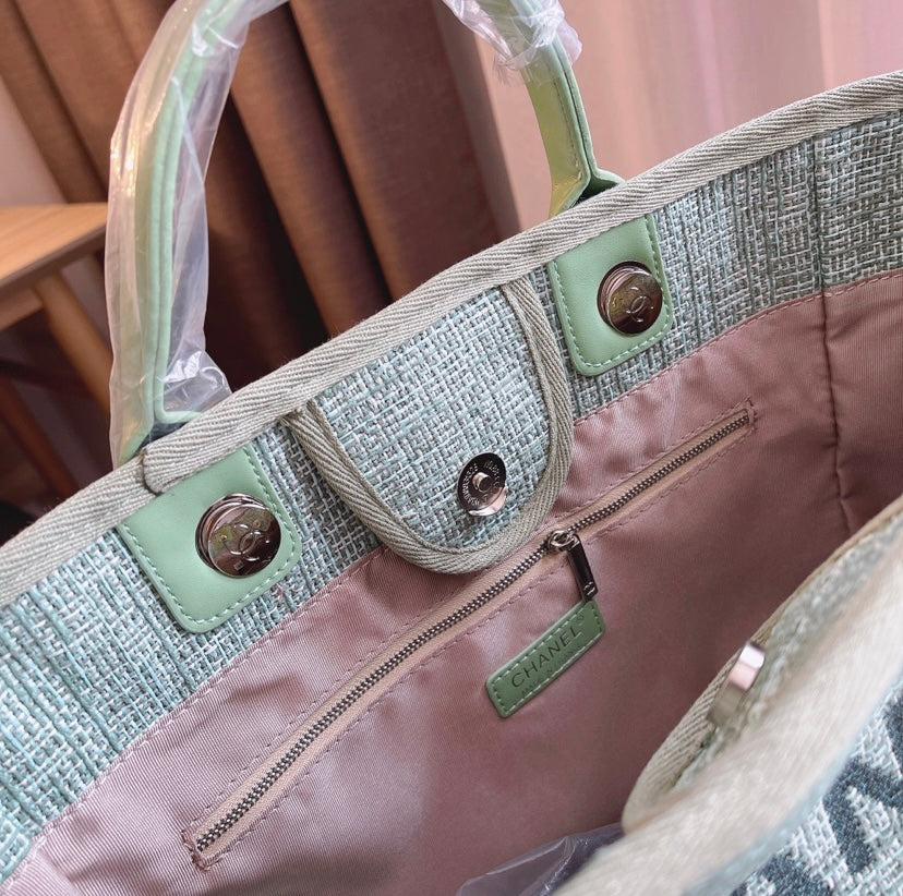 Top Quality Chanel ladies summer Handbag