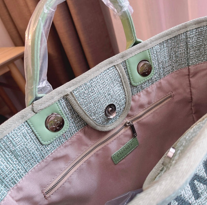 Top Quality Chanel ladies summer Handbag