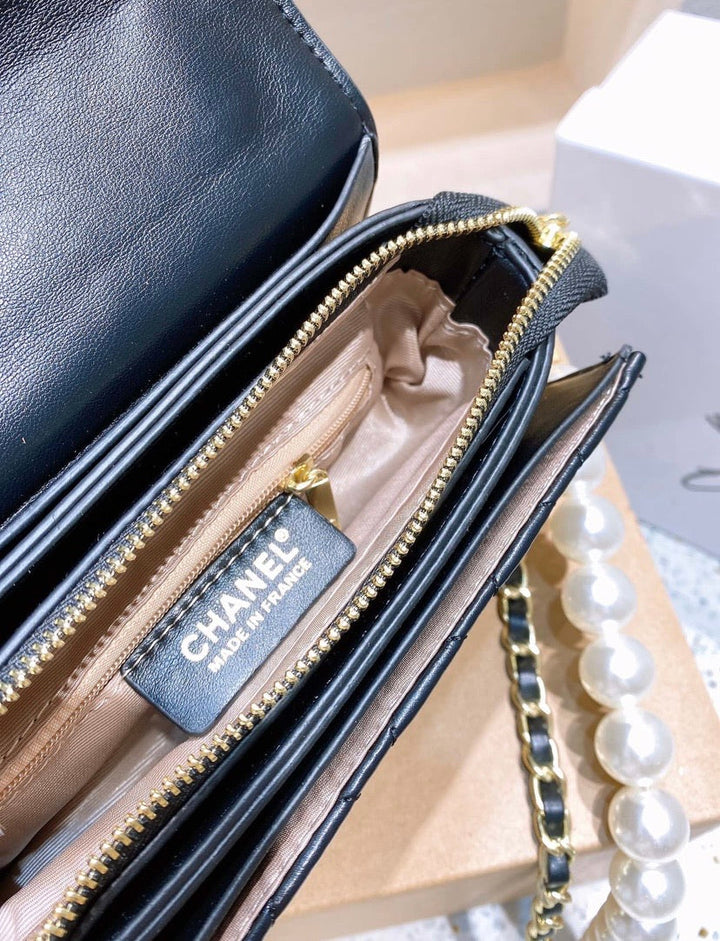 Black leather Top Quality Chanel handbag