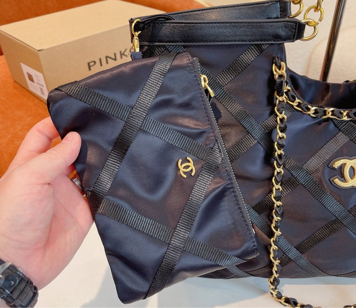 New woman Top Quality Chanel shoulder handbag