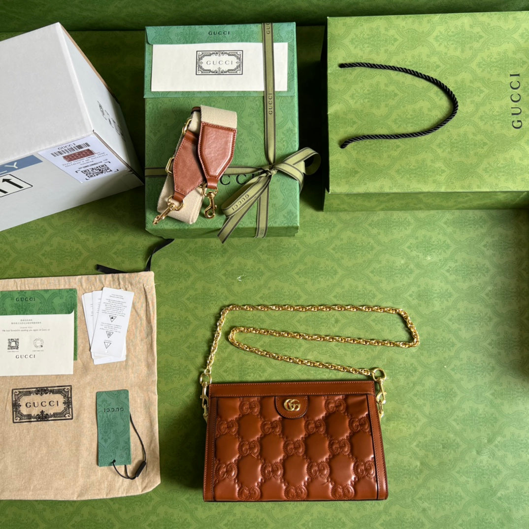 Gucci GG  Matelasse Leather Shoulder Bag