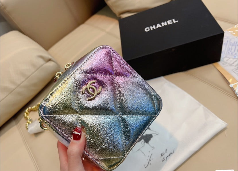 Small Top Quality Chanel woman crossbody handbag