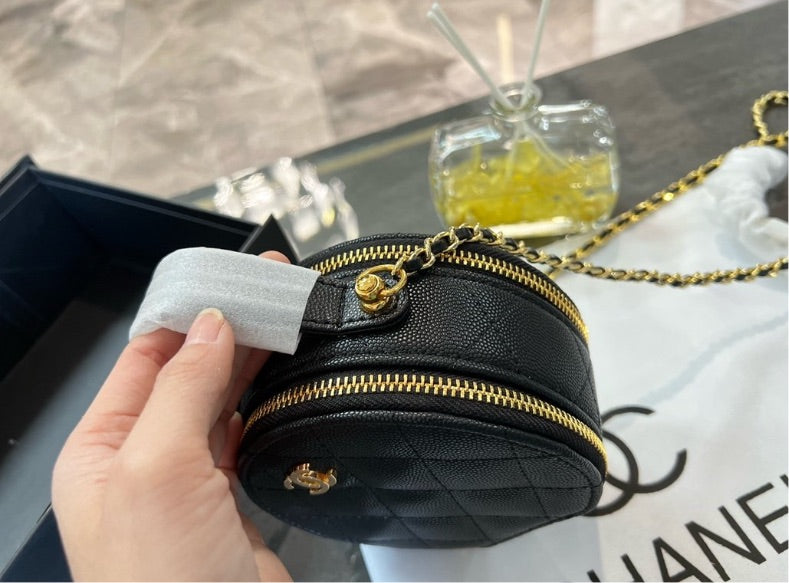 Black leather Top Quality Chanel crossbody