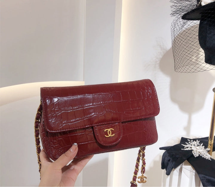 Brand new woman Top Quality Chanel shoulder handbag