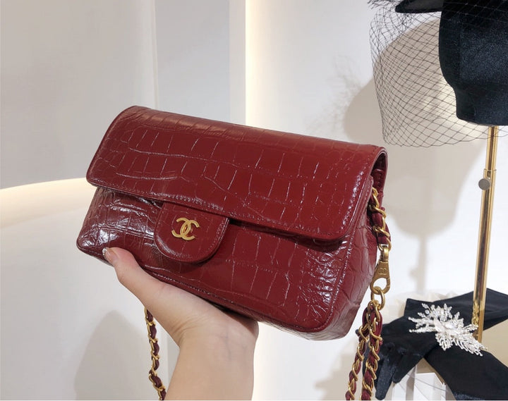 Brand new woman Top Quality Chanel shoulder handbag