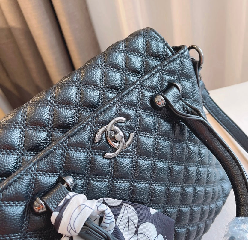 Black Top Quality Chanel leather Handbag