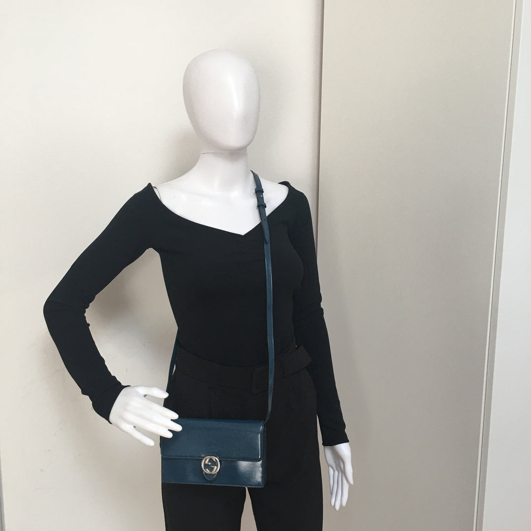 GUCCI Crossbody Bag in Blue Leather