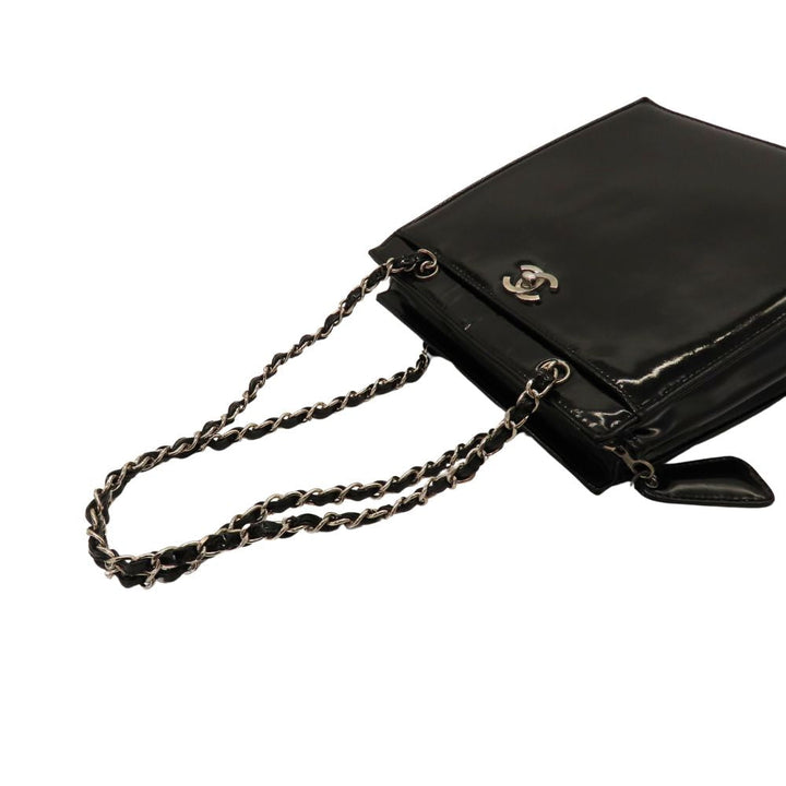 Top Quality Chanel Patent Leather Shoulder Bag Black