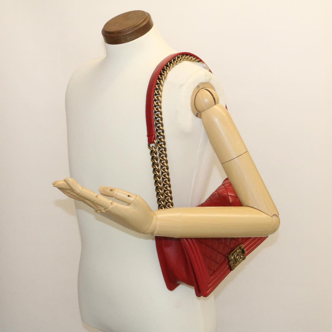 Chanel Boy  Matelasse Chain New Shoulder Bag Leather Red CC Auth knn010