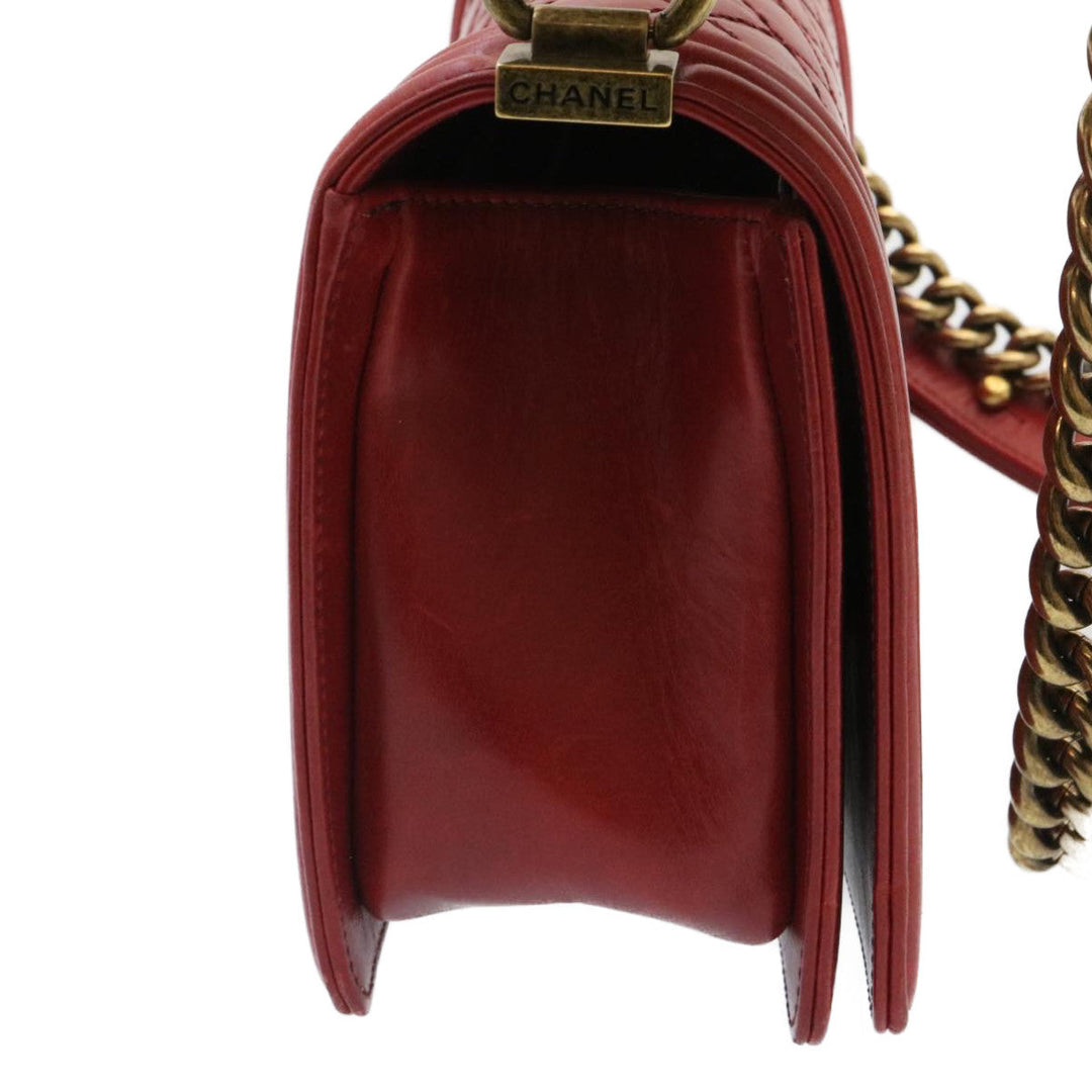 Chanel Boy  Matelasse Chain New Shoulder Bag Leather Red CC Auth knn010