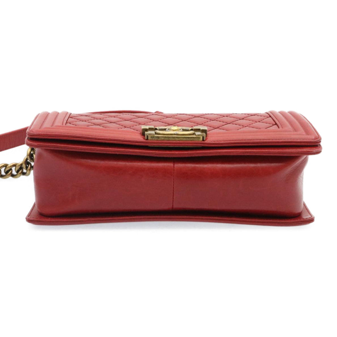 Chanel Boy  Matelasse Chain New Shoulder Bag Leather Red CC Auth knn010