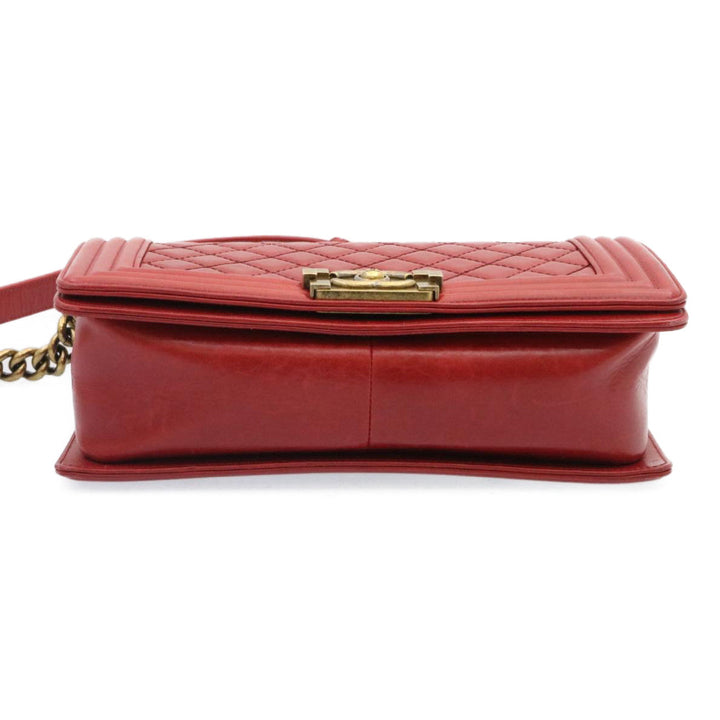 Chanel Boy  Matelasse Chain New Shoulder Bag Leather Red CC Auth knn010