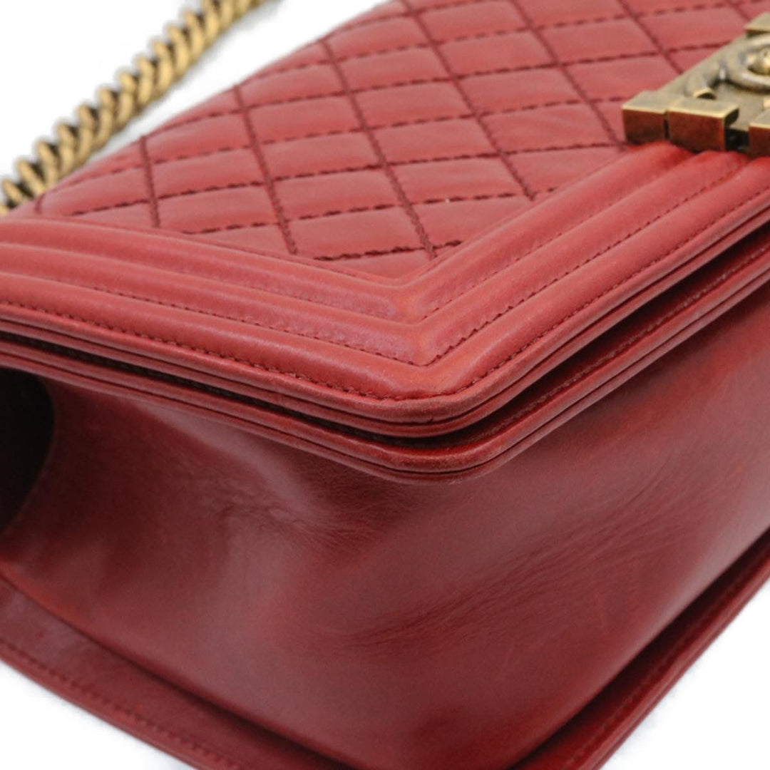 Chanel Boy  Matelasse Chain New Shoulder Bag Leather Red CC Auth knn010
