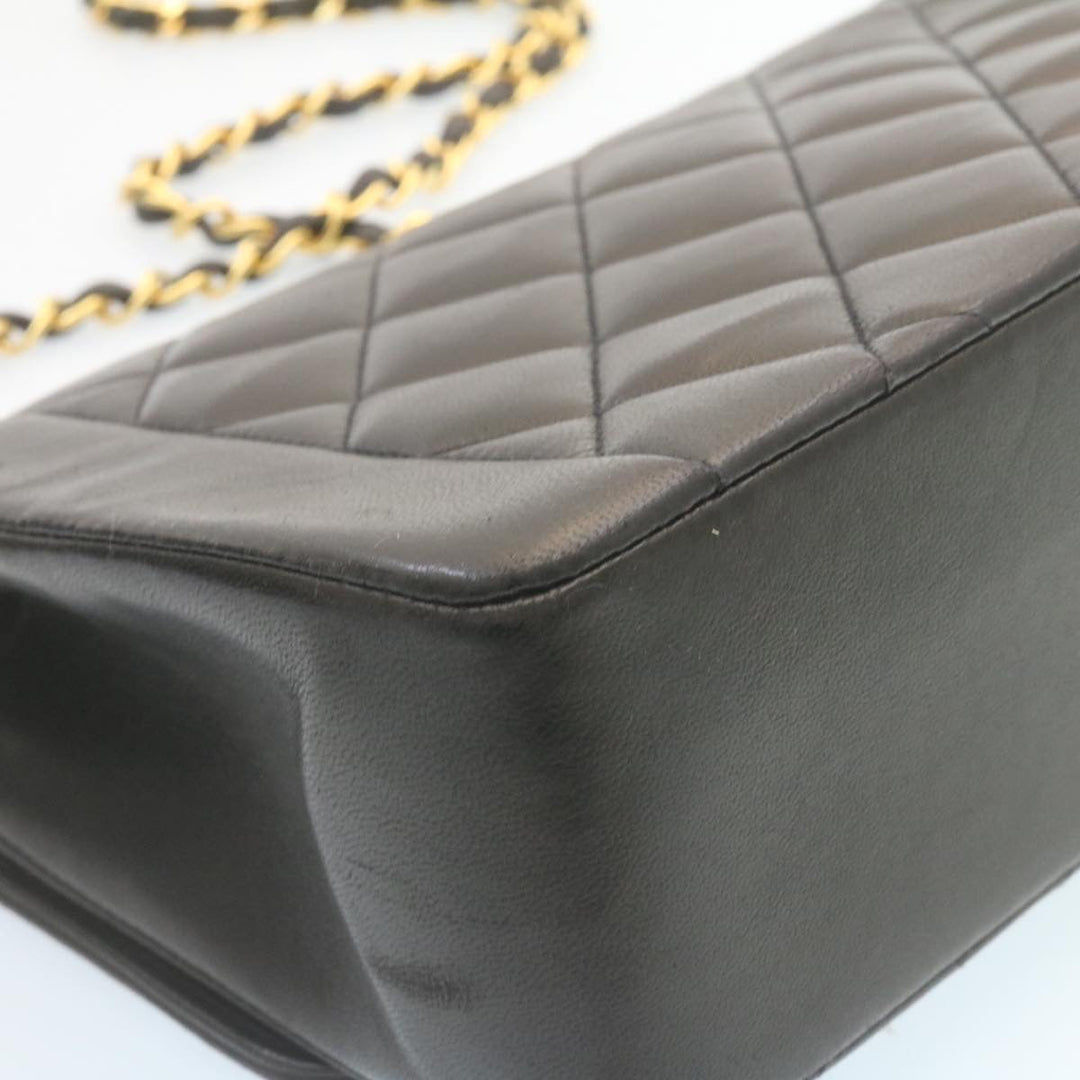 Top Quality Chanel Chain Turn Lock Diana Matelasse Shoulder Bag Lamb Skin Black Auth knn076