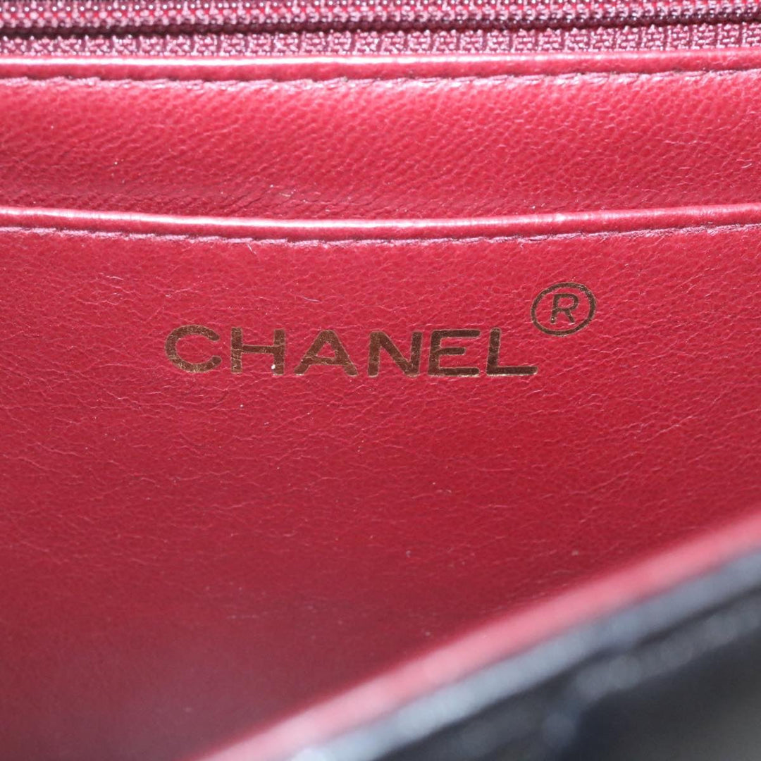 Top Quality Chanel Chain Turn Lock Diana Matelasse Shoulder Bag Lamb Skin Black Auth knn076
