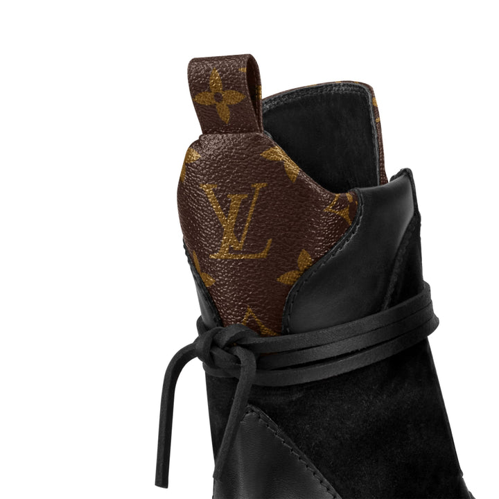 LOUIS VUITTON MONOGRAM SUEDE CALFSKIN LAUREATE DESERT BOOTS