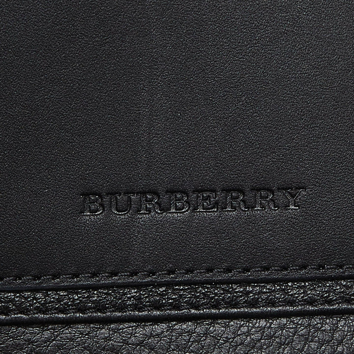 BURBERRY Black Leather Zip Bifold Wallet